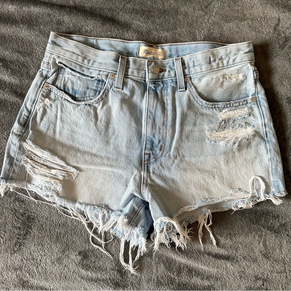 Madewell Relaxed‎ Denim Shorts in Lemar Wash: Ripped Edition Size 27
